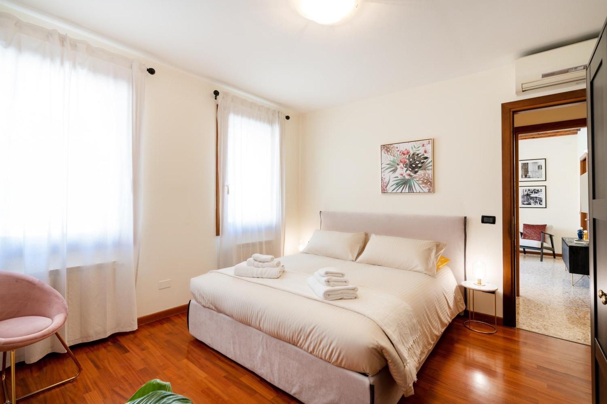 Elegante E Luminoso, Spazio Esterno Privato Venice Luaran gambar
