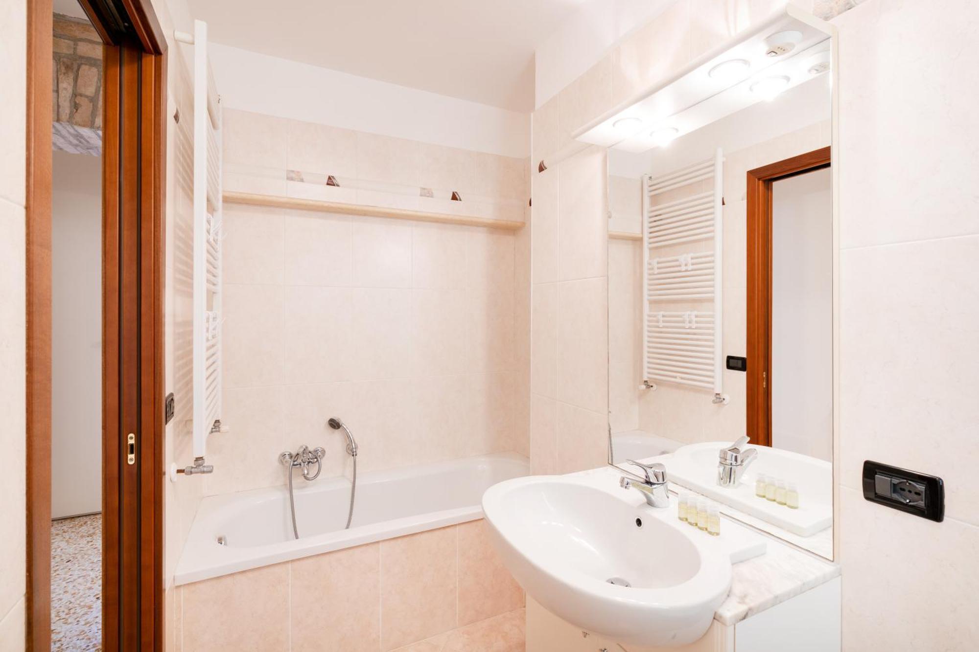 Elegante E Luminoso, Spazio Esterno Privato Venice Luaran gambar